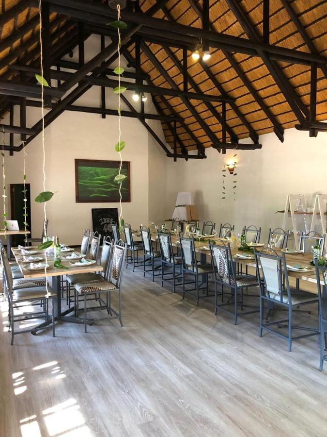 Okahandja Country Hotel Zewnętrze zdjęcie