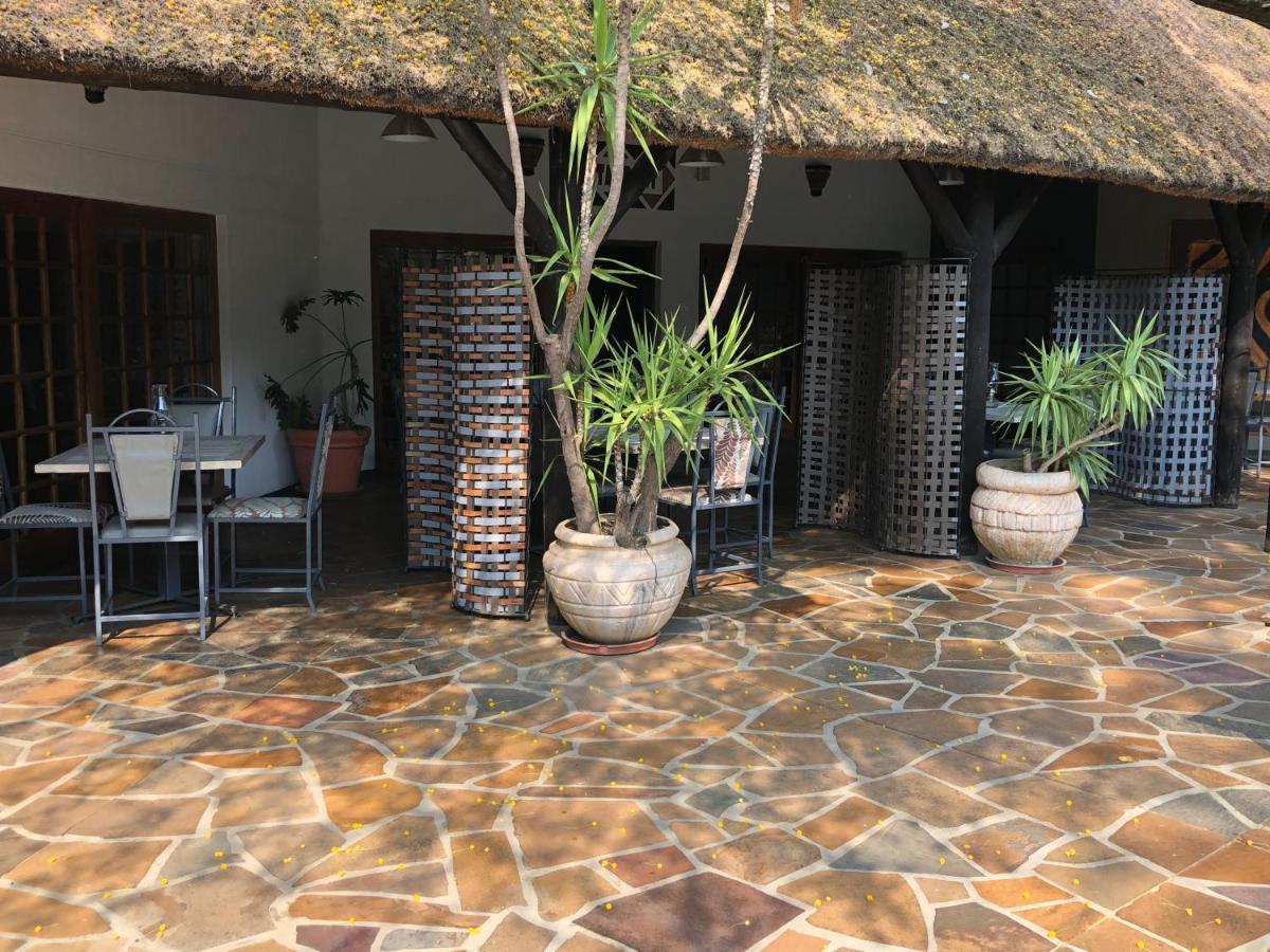 Okahandja Country Hotel Zewnętrze zdjęcie