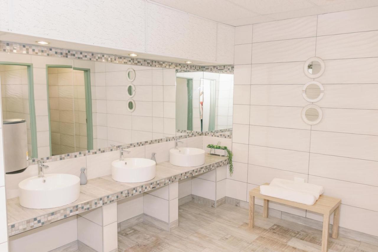 Okahandja Country Hotel Zewnętrze zdjęcie